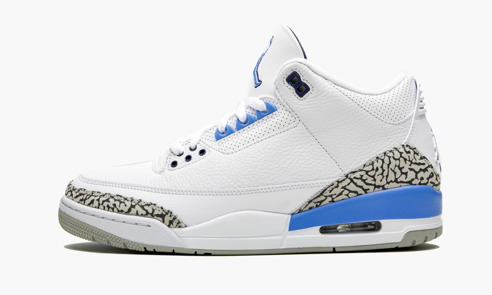 Air Jordan 3 Retro Unc