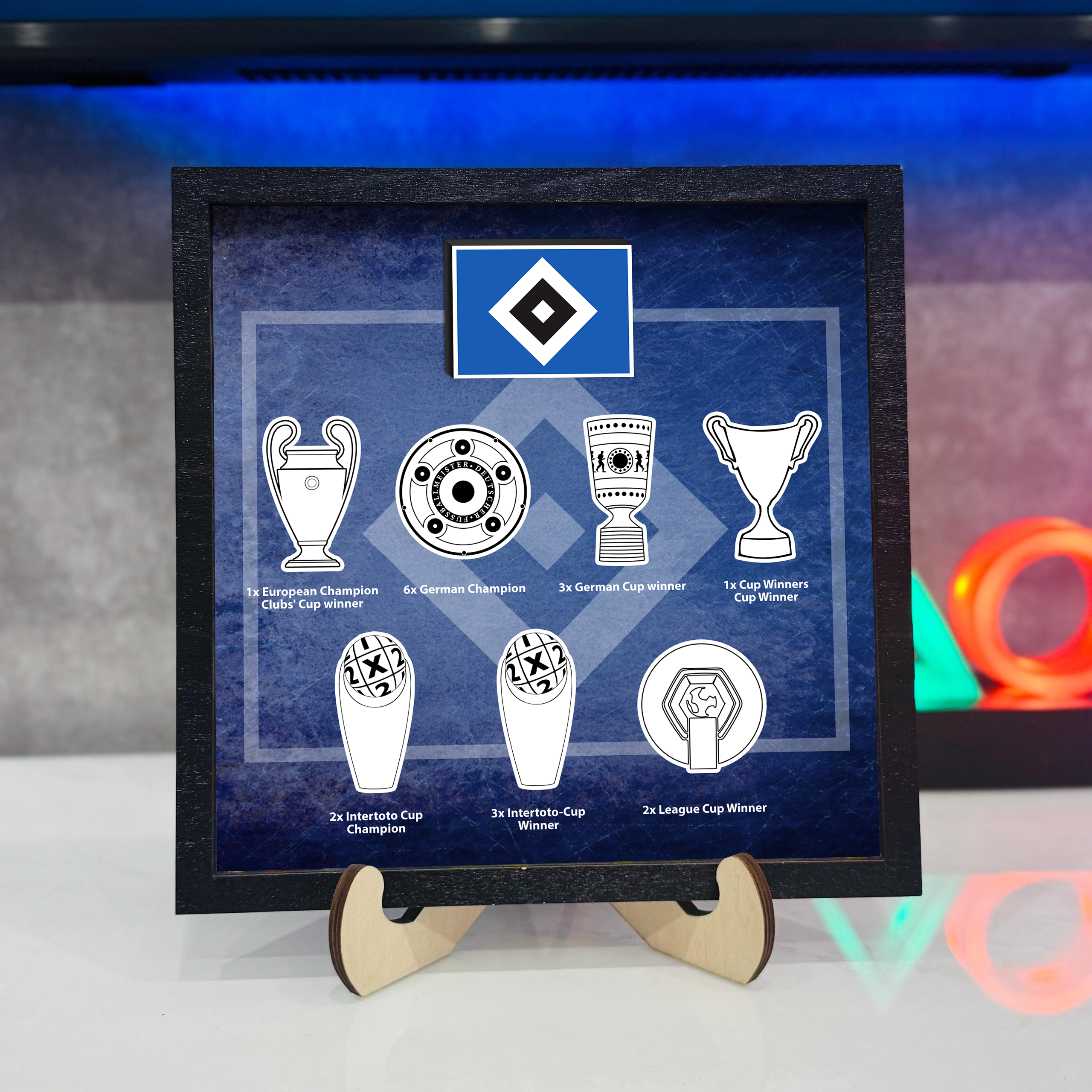 Hamburger SV Wooden Sign With Wooden Stand PT69970
